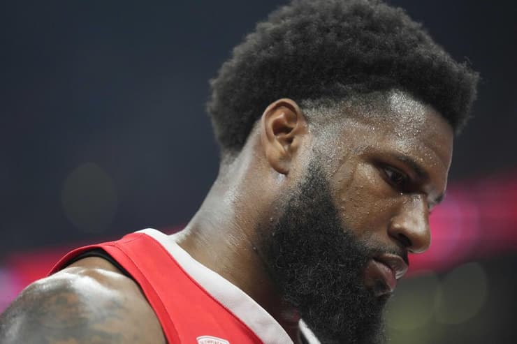 חסן מרטין (צילום: AP Photo/Darko Vojinovic) חסן מרטין