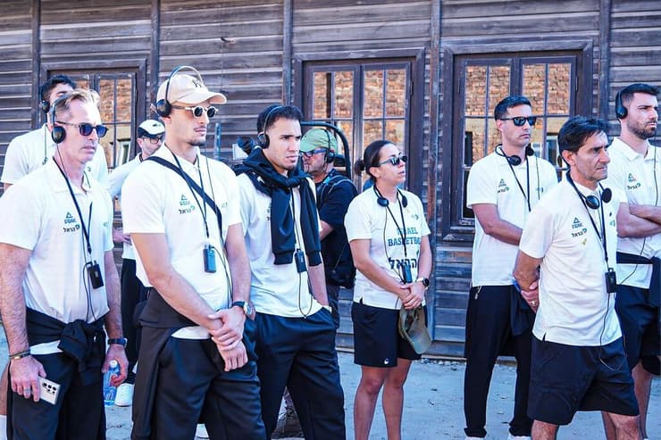 צילום: איגוד הכדורסל נבחרת ישראל באושוויץ