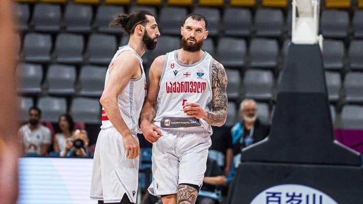 סנדרו מאמוקלאשווילי וגוגה ביטדזה 