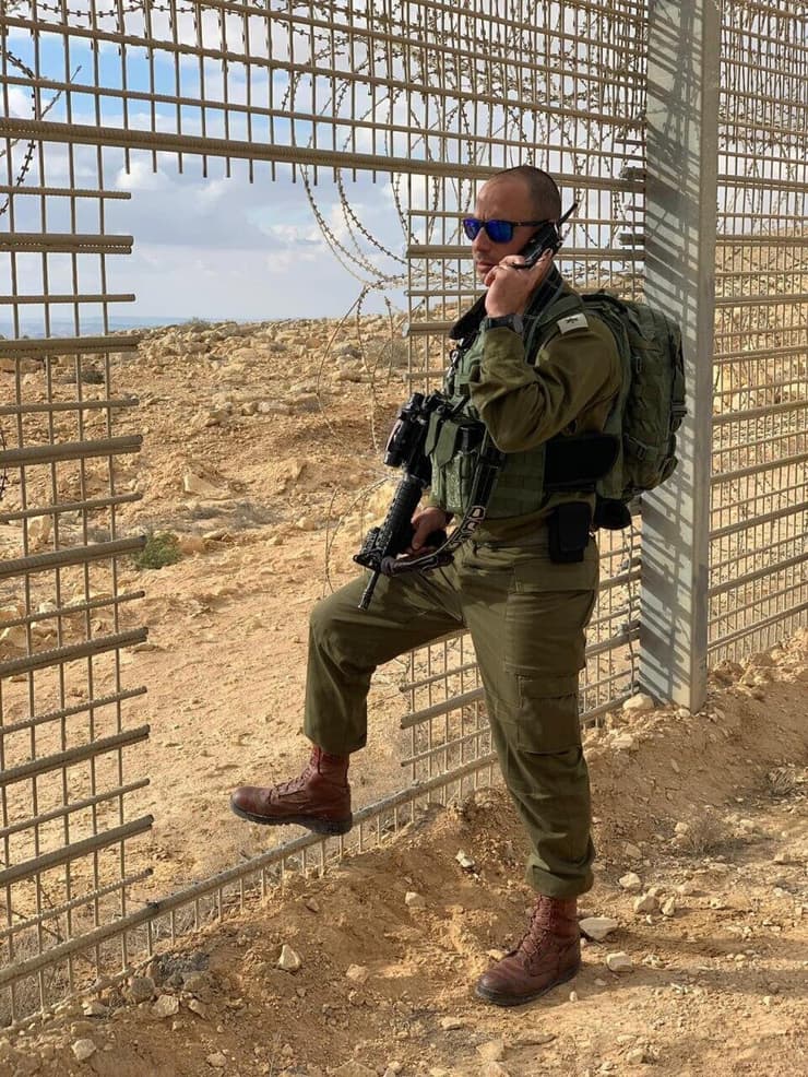 מ מדים ל מילואים  סא"ל (במיל') טל איגליצקי ב שטח ב זמן ה לחימה 