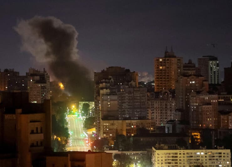 אוקראינה קייב מסוק כיבוי זירת פגיעה מתקפה רוסית