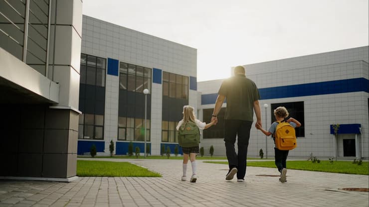 המעבר לפריפריה מקפל בתוכו לא רק שיקול כלכלי אלא רצון לחיות בתוך קהילה חמה וחזקה. (צילום: ירון שחר) אבני דרך קצרין 1