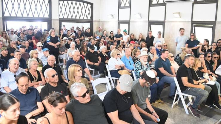 הלווייתו של דן מרגלית ז"ל