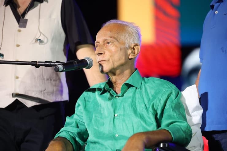 מתי כספי במופע ההצדעה שלו