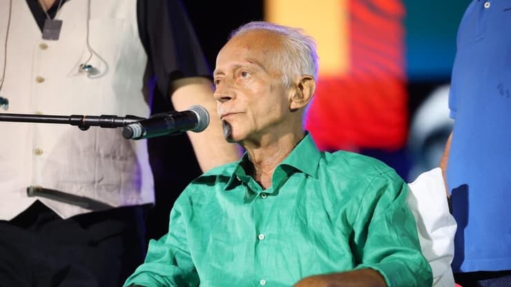 מתי כספי במופע ההצדעה שלו