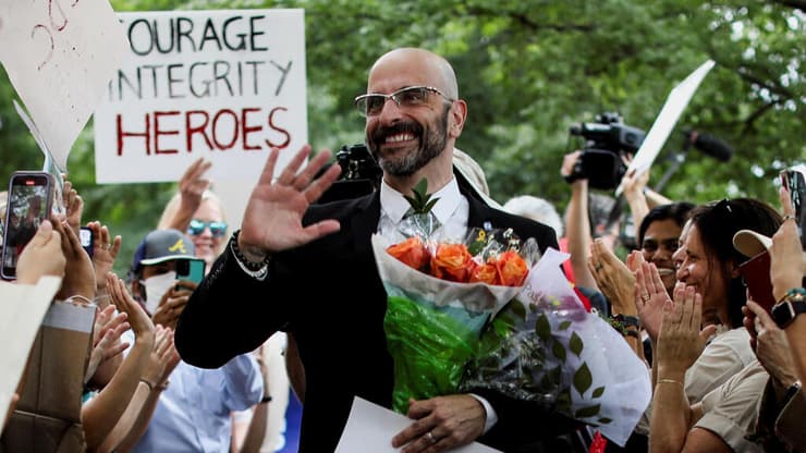 טלטלה במרכזים לבקרת מחלות ומניעתן CDC בארה"ב. ד"ר דמטרה דסקלקיס שפרש