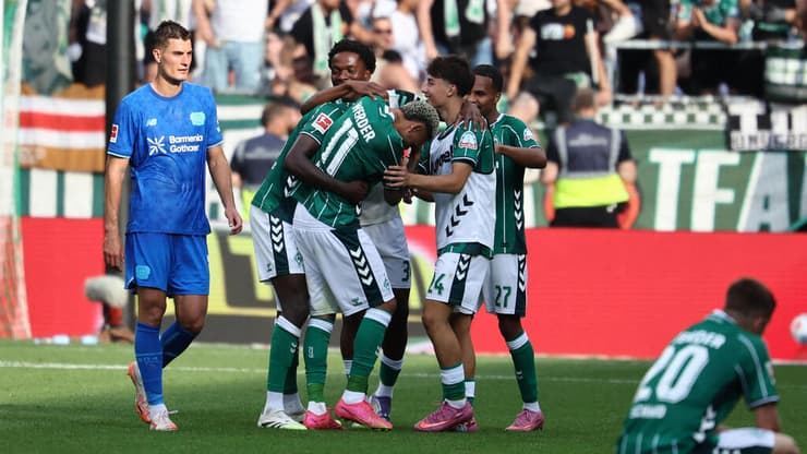 החגיגות של ברמן בתוספת הזמן (צילום: Ibrahim OT / AFP) החגיגות של ברמן