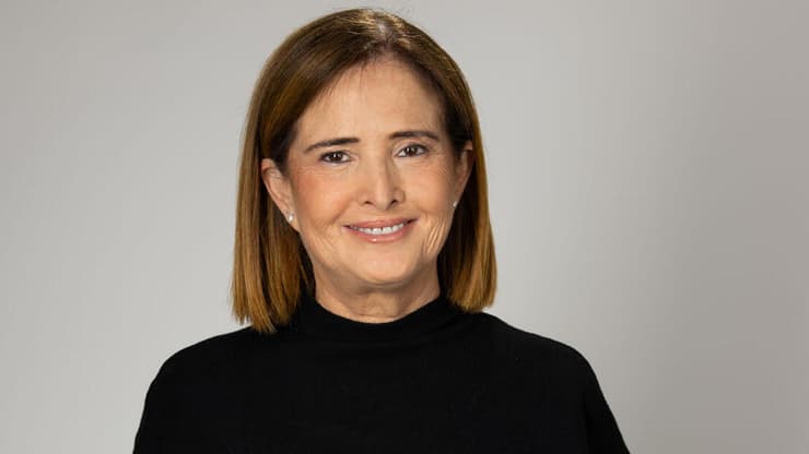 "אני חיה חיים מלאים וטובים". רינת שניאורסון (צילום: פלג אלקלעי) רינת שניאורסון