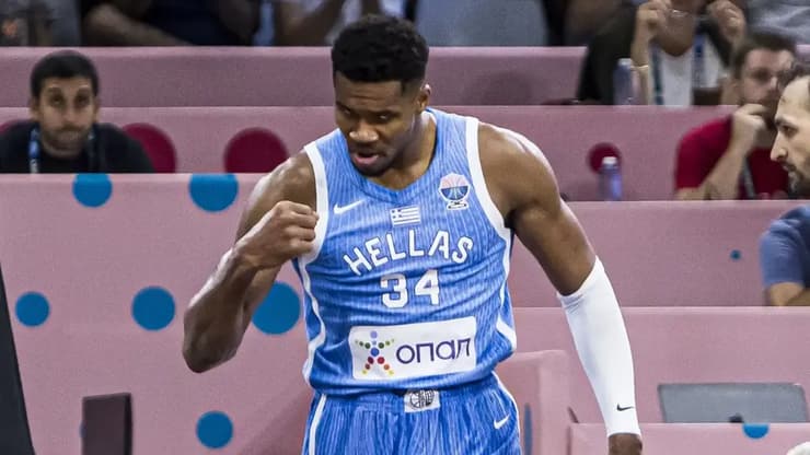 יאניס אנדטוקומבו