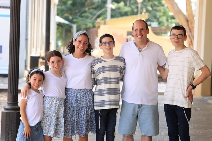 אבישג לייבוביץ' ניצולת הפיגוע ברכבת הקלה