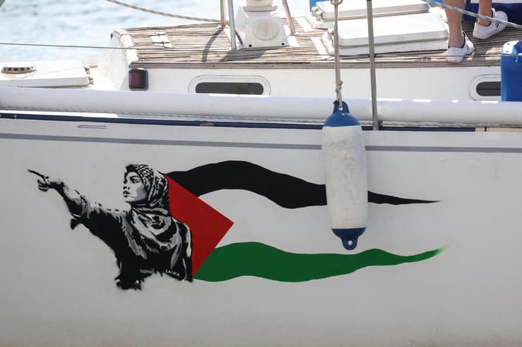 ספרד נמל ברצלונה מפגינים פרו פלסטינים פלסטיניים משט סומוד צומוד