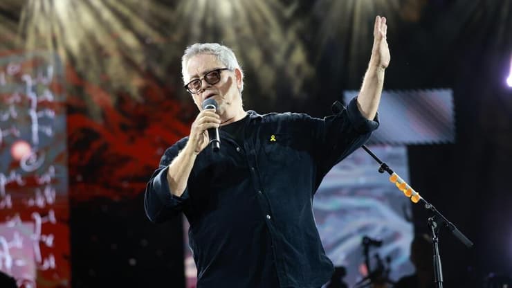 מתוך מופע המחווה למתי כספי