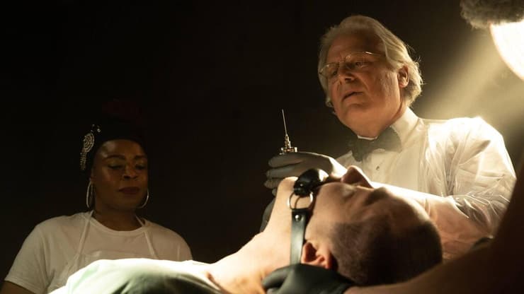 מתוך "דיור לא מוגן"