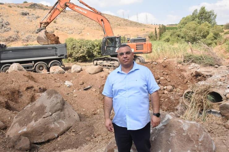 פיראס תלחמי, מנהל אגף כינרת ושימור מקורות מים צפון ברשות המים (צילום: אביהו שפירא) פיראס תלחמי, מנהל אגף כינרת ושימור מקורות מים צפון ברשות המים