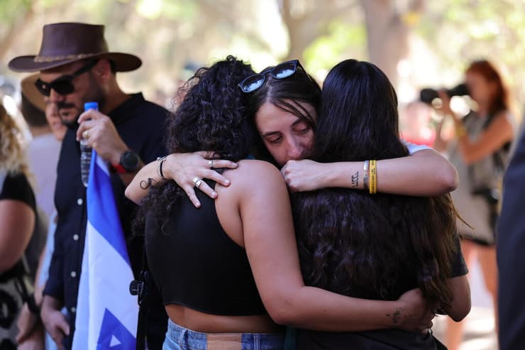 הלווייתו של עידן שתיוי ז"ל בבית העלמין בכפר מעש