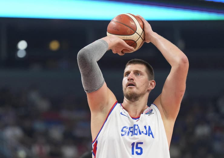 ניקולה יוקיץ' (צילום:REUTERS/Ints Kalnins) ניקולה יוקיץ'