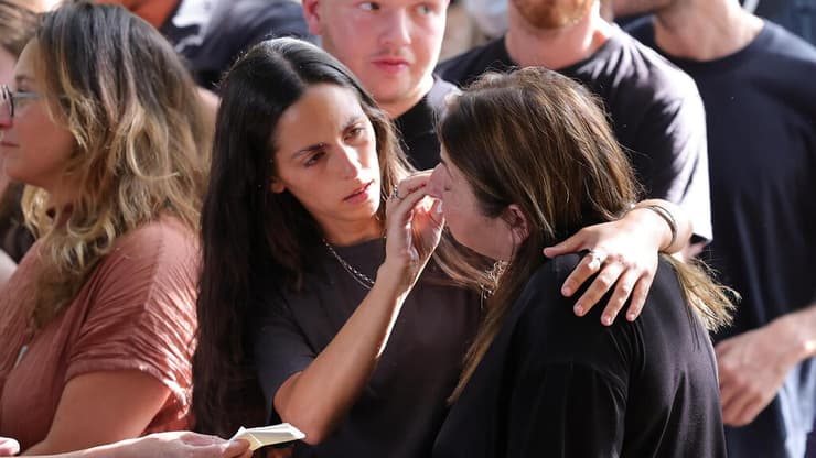 הלווייתו של עידן שתיוי ז"ל בבית העלמין בכפר מעש