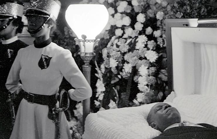 הלוויתו של לואי ארמסטרונג בניו יורק, יולי 1971