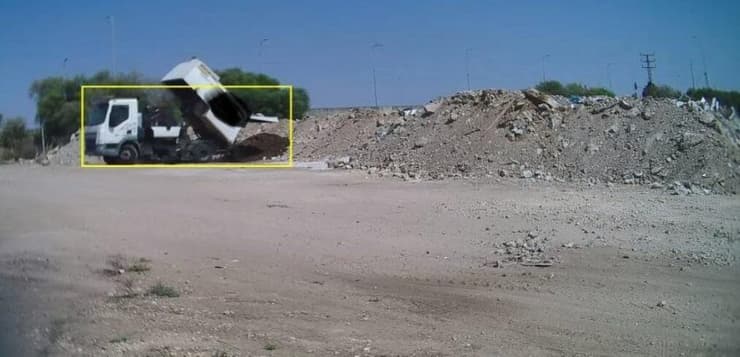 השלכת פסולת באזור המשולש