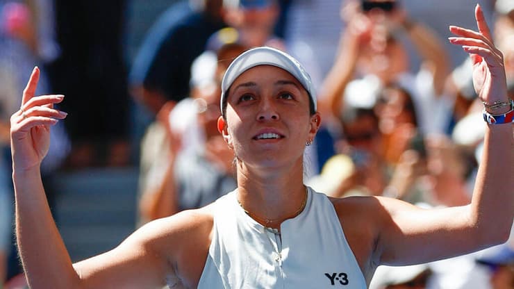 אוהבת את הטורניר הביתי. פגולה (צילום: Kena Betancur / AFP) ג'סיקה פגולה