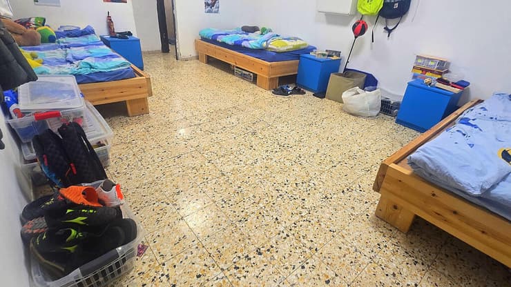 פנימיית "ביתנו" בבאר שבע. "הילדים נשאיר לבד בפנימייה בזמן שחבריהם בבית הספר" (צילום: מאיר אבן חיים) פנימיית "ביתנו" בבאר שבע