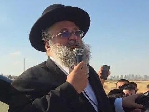 הרב אברג'יל משוחרר למעצר בית 