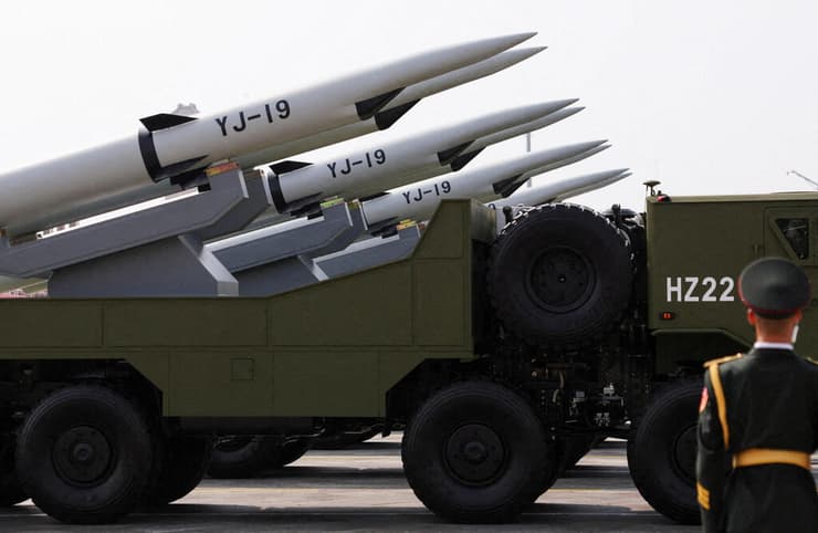 טילי Y-19 שלטענת סין הינם טילים היפרסוניים נגד ספינות, המסוגלים לנוע במסלול לא-צפוי המקשה על יירוטם