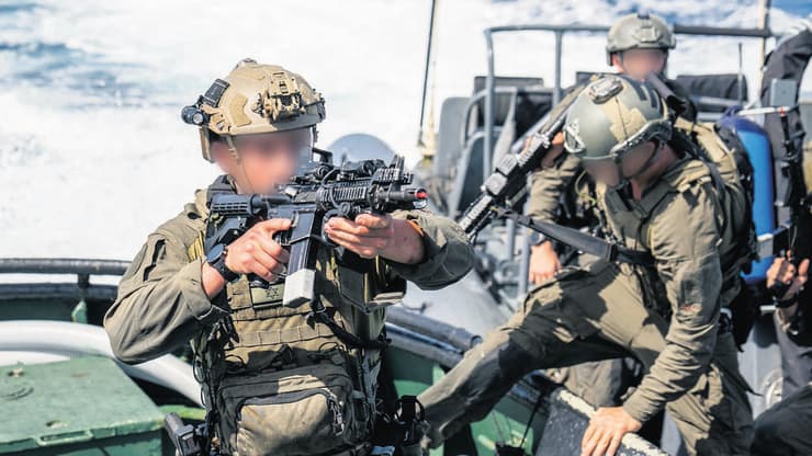 לוחמי שייטת 13