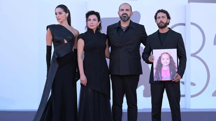 קאסט הסרט "הקול של הינד רג'אב" בפסטיבל ונציה (צילום: AFP) קאסט הסרט "הקול של הינד רג'אב" בפסטיבל ונציה