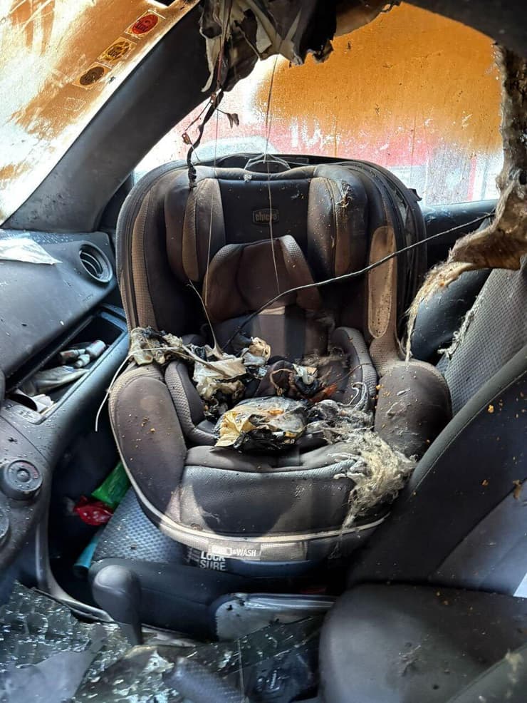 רכב נשרף ברחוב עזה בירושלים כתוצאה מפעילות מחאה באזור למען החטופים