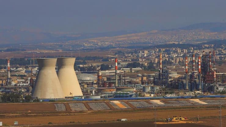 מתקני בז"ן (צילום: אלעד גרשגורן) מתקני בז"ן