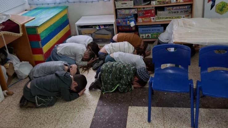 גן בחשמונאים בזמן אזעקה