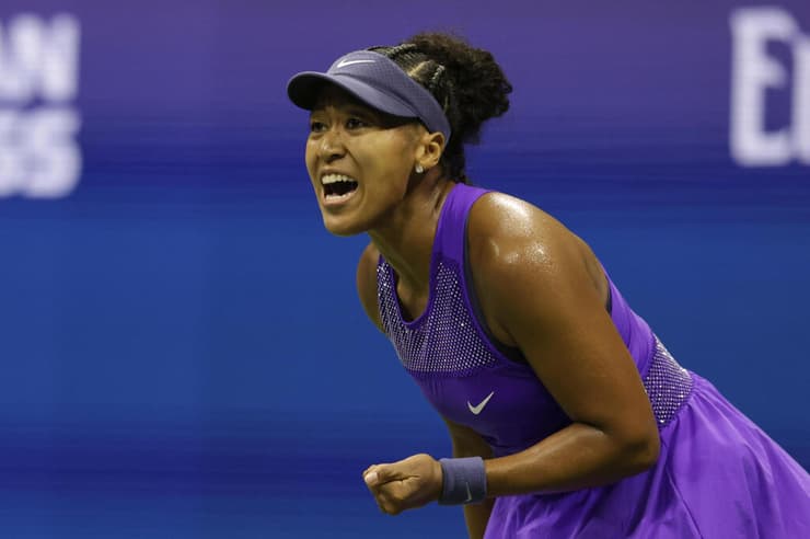 תשמור על מאזן מושלם במעמד חצי הגמר? אוסאקה (צילום: AP Photo/Adam Hunger) אוסאקה