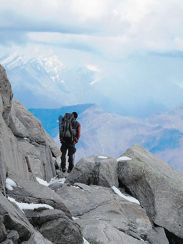 הנופים שפגש סמואל ונגרינוביץ’ לפני שהתרסק בין סלעים (צילום: באדיבות סמואל ונגרינוביץ') הנופים שפגש סמואל ונגרינוביץ’ לפני שהתרסק בין סלעים