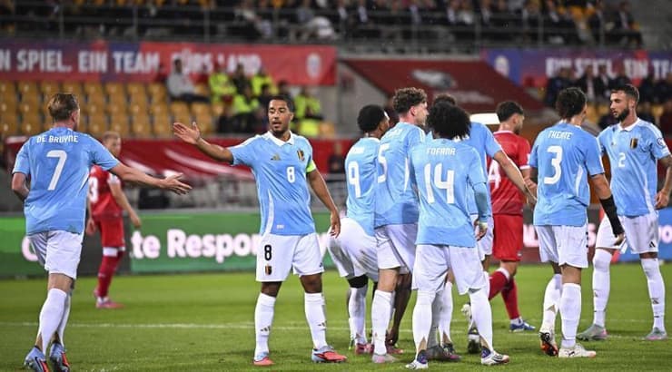 שחקני בלגיה חוגגים (IMAGO) שחקני בלגיה חוגגים