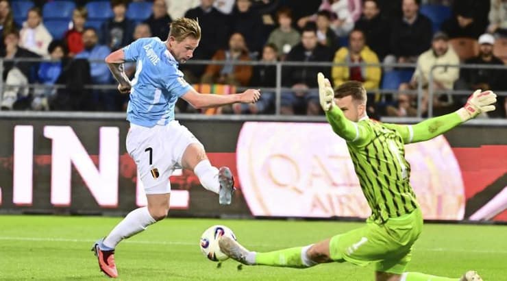 קווין דה בריינה כובש (IMAGO) קווין דה בריינה כובש