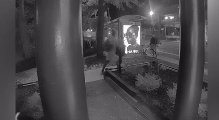 האיש שהשליך ביצים על המרכז בטורונטו