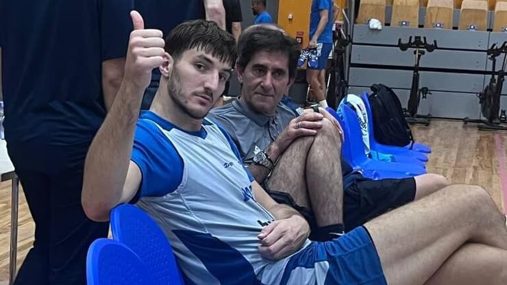 רומן סורקין באימון (צילום: אפרת עמורבן) רומן סורקין