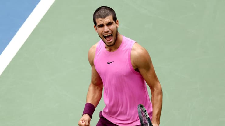 עוד לא שמט מערכה בטורניר. קרלוס אלקראס (REUTERS/Kevin Lamarque) הטניסאי הספרדי קרלוס אלקראס