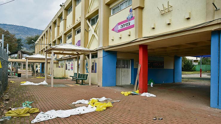 בית ספר בצפון (אביהו שפירא) yk14503500