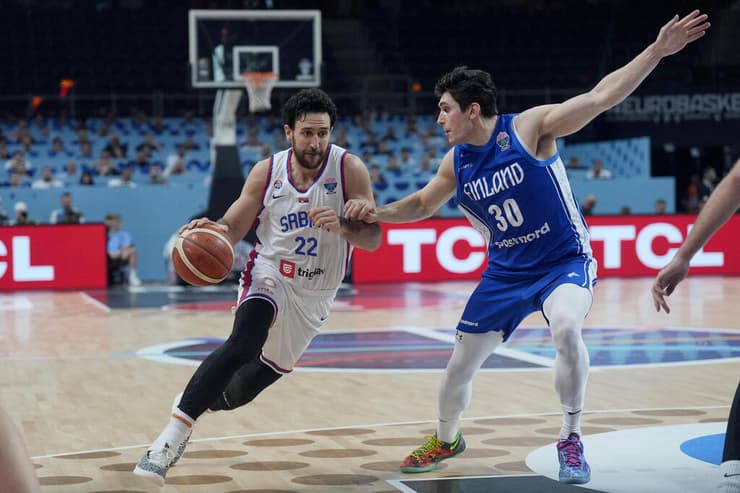 מיצ'יץ' מול מול אנדרה גוסטבסון הפיני