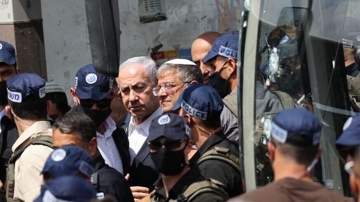 ראש הממשלה בנימין נתניהו בזירת הפיגוע בירושלים 