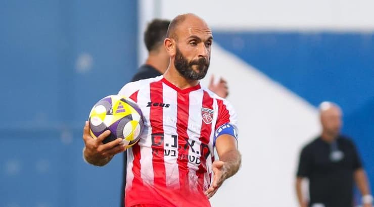 סאמח מרעב אחרי השער