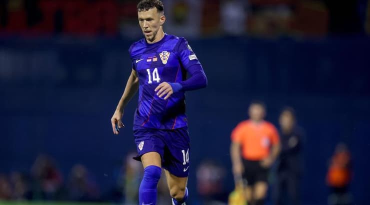 איבן פרישיץ' עם הכדור