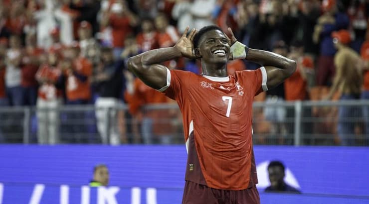 בריל אמבולו חוגג