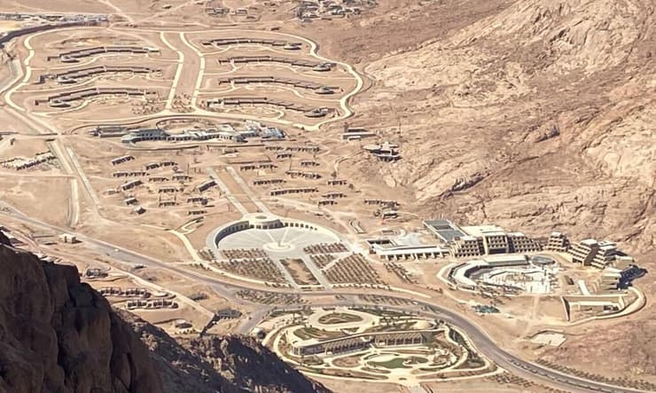 פרויקט התיירות המצרי בהר סיני