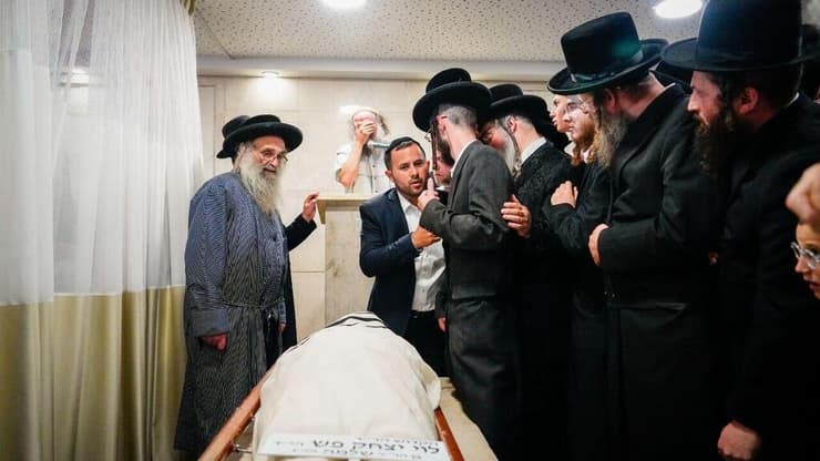 הלווייתו של לוי יצחק פש ז"ל שנרצח בפיגוע בירושלים
