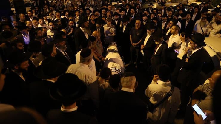 הלווייתו של הרב יוסף דוד שנרצח בפיגוע בירושלים
