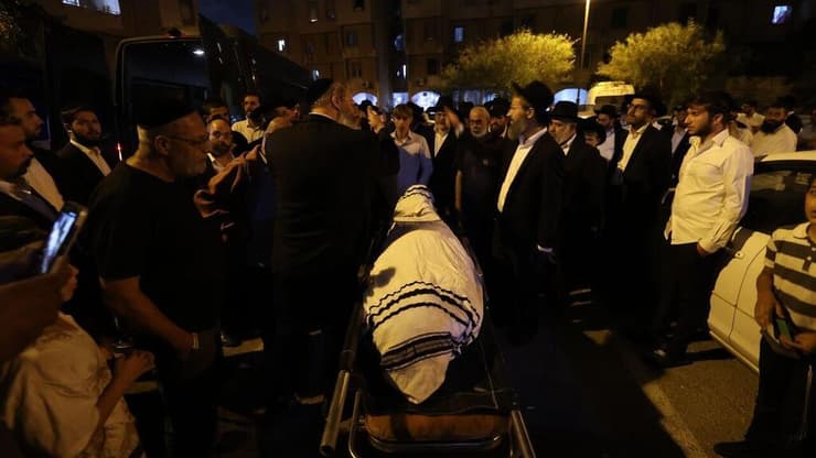 הלווייתו של הרב יוסף דוד שנרצח בפיגוע בירושלים