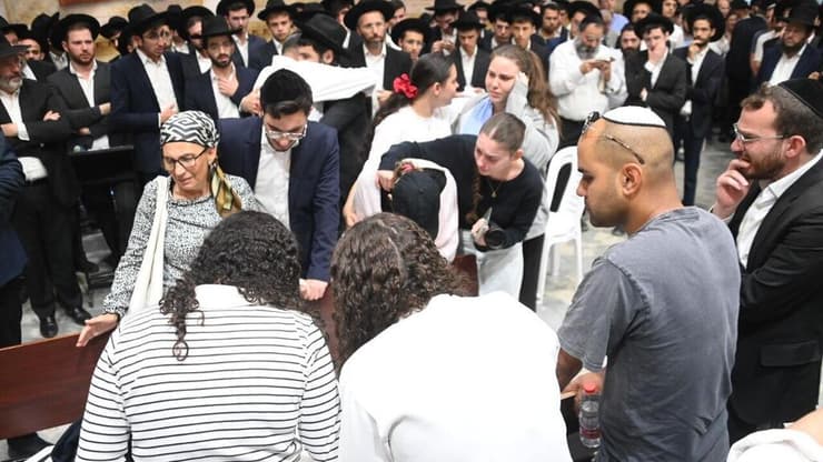 צילום: יאיר שגיא מסע ההלוויה של יעקב פינטו ז"ל בלוד